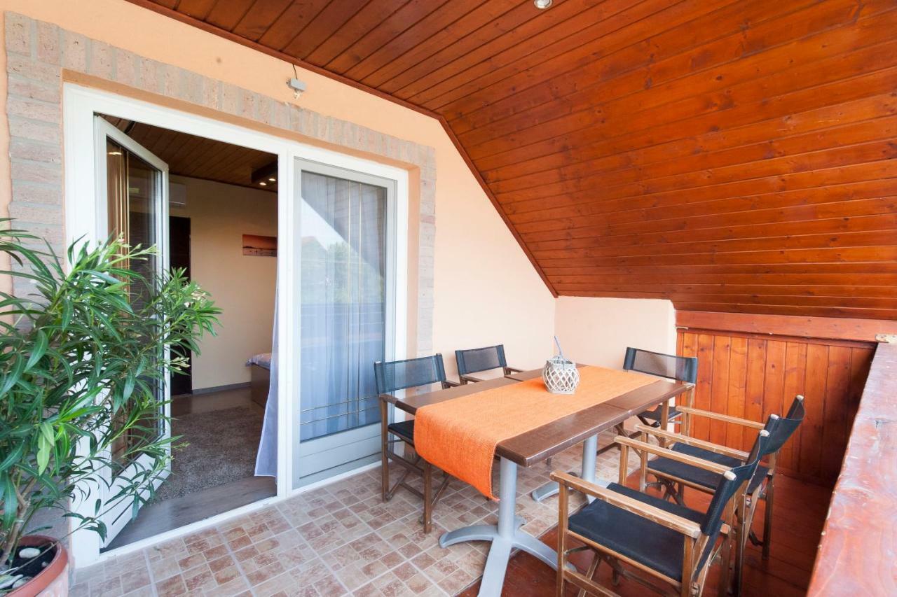 Bier-Lak Apartman House 71 بالاتوليلّي المظهر الخارجي الصورة