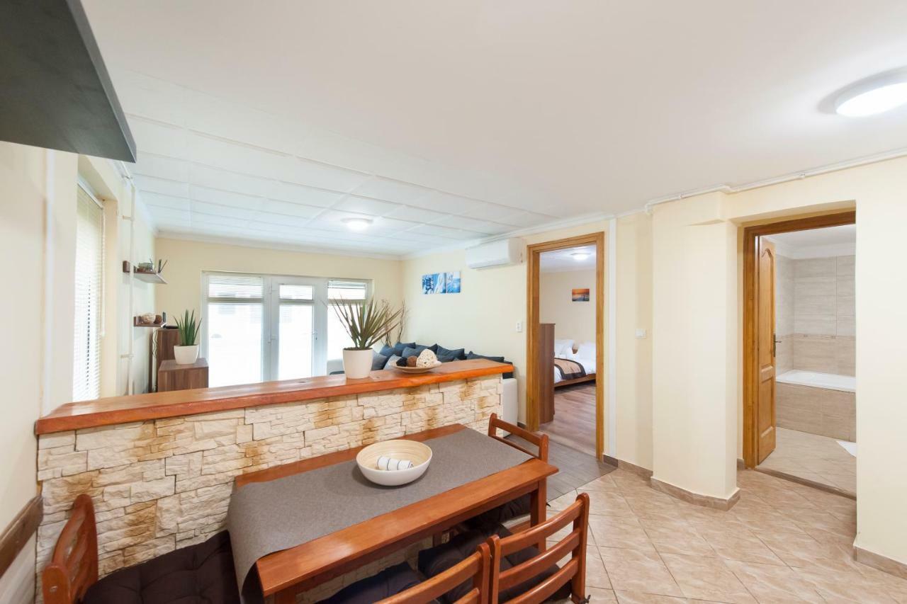 Bier-Lak Apartman House 71 بالاتوليلّي المظهر الخارجي الصورة