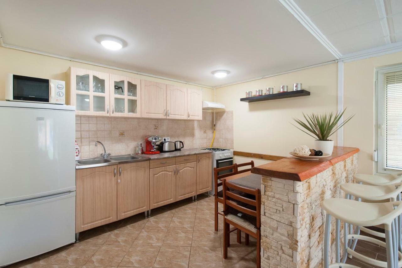Bier-Lak Apartman House 71 بالاتوليلّي المظهر الخارجي الصورة