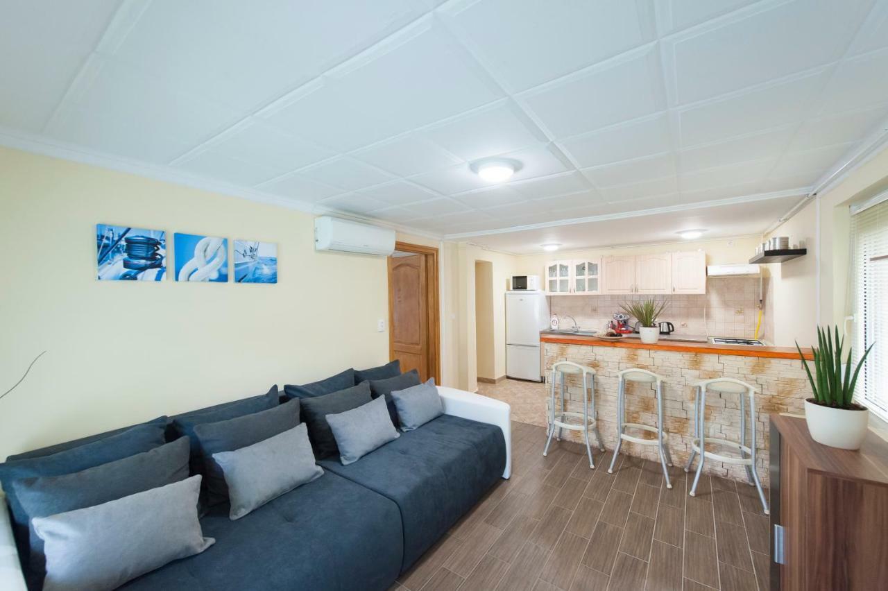 Bier-Lak Apartman House 71 بالاتوليلّي المظهر الخارجي الصورة