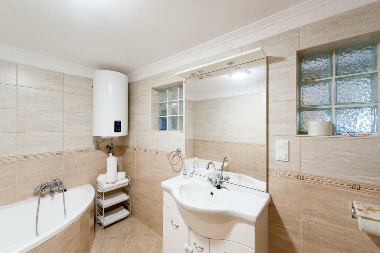 Bier-Lak Apartman House 71 بالاتوليلّي المظهر الخارجي الصورة
